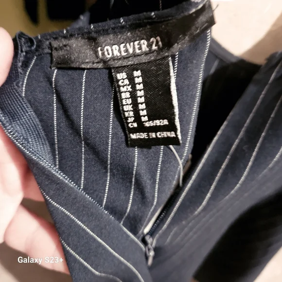 Navy Pinstripe Suspender Skirt Size M - Picture 6 of 8